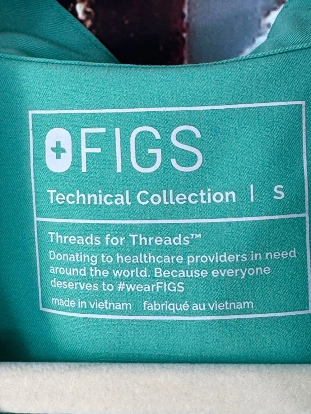 FIGS Surgical Green Scrub Set Rafaela™ Oversized Top + Nepal™ Tall Slim Jogger